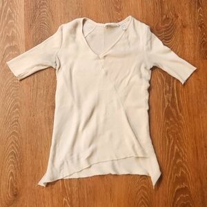 Helmut Lang Ribbed Cream Beige Short Sleeve Top V Neck asymmetric hem